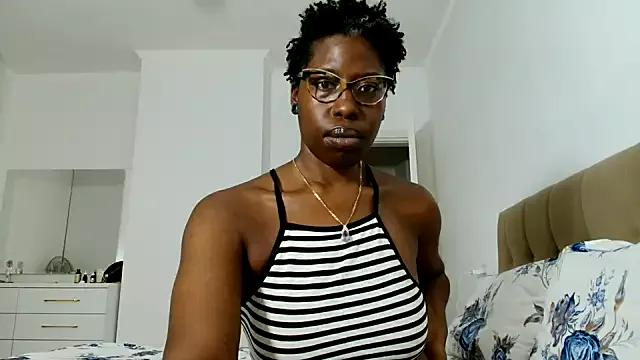 MadamIndigo from StripChat is Freechat
