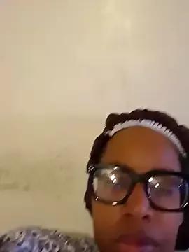 madamsensuale from StripChat is Freechat