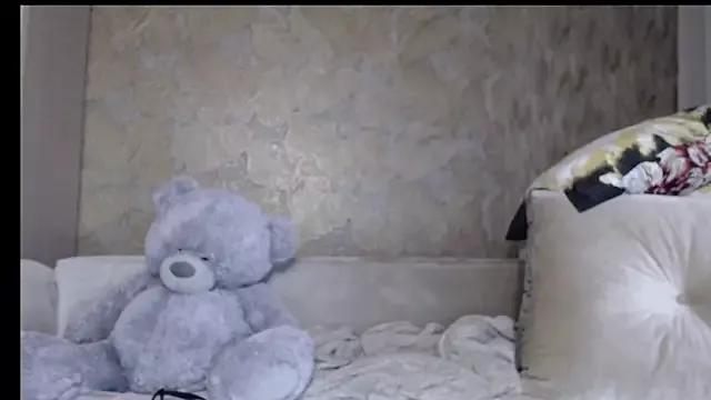 madamss12 from StripChat is Freechat