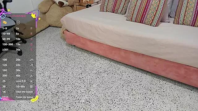 Check-out our cam rooms range and converse on a personal level with our delicious livecams streamers, showing off their spicy curves and toys.