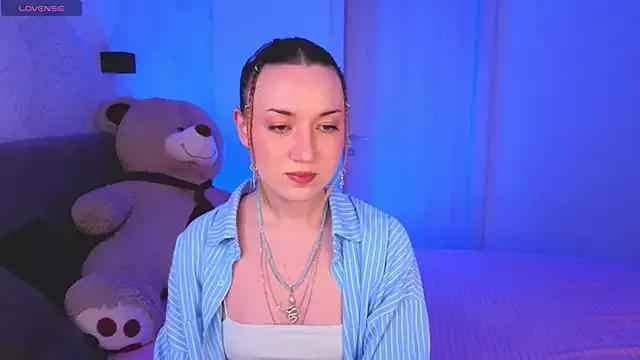 Maddy_Garcia from StripChat is Freechat