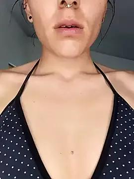 Madison_charlotte from StripChat is Freechat
