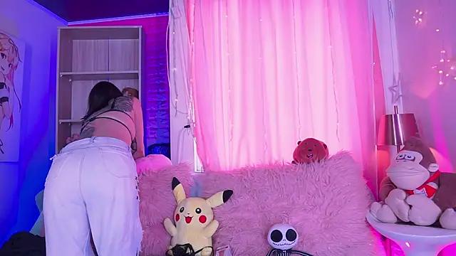 Check-out our cam rooms range and converse on a personal level with our delicious livecams streamers, showing off their spicy curves and toys.