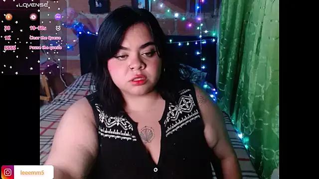 madison_ruiz from StripChat is Freechat