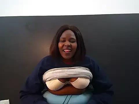 MagicMilfXO from StripChat is Freechat