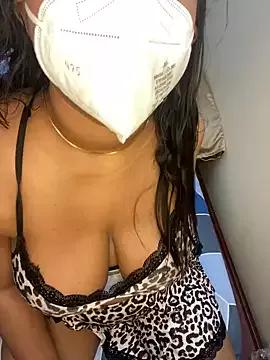 Mallu_Anu from StripChat