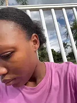 Manlykellya_ from StripChat is Freechat