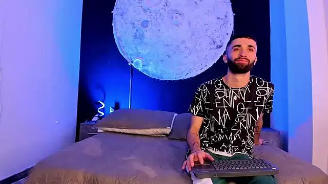 marcoAndMathew from StripChat is Freechat