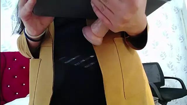 MargarettCooper_ from StripChat is Freechat