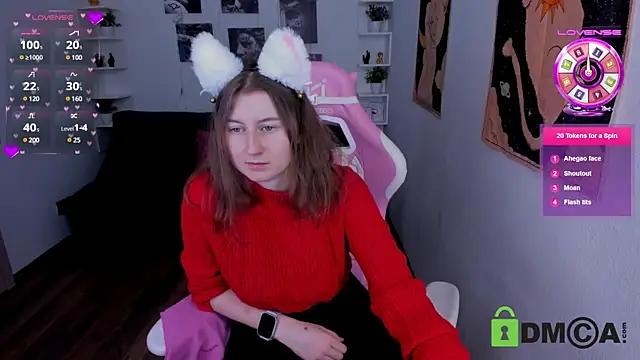 Check-out our cam rooms range and converse on a personal level with our delicious livecams streamers, showing off their spicy curves and toys.
