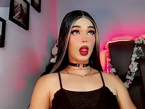 Check-out our cam rooms range and converse on a personal level with our delicious livecams streamers, showing off their spicy curves and toys.