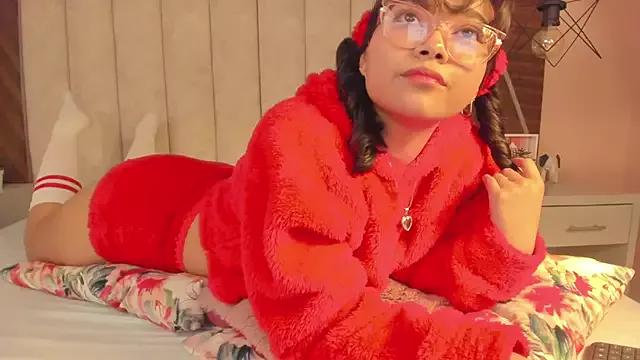 Mariana-Torres from StripChat is Freechat