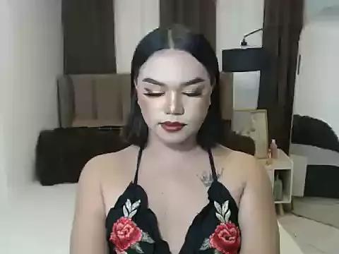 MarinaWolf from StripChat is Freechat