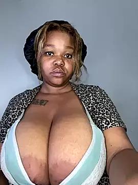 Marinda_Swangs from StripChat is Freechat