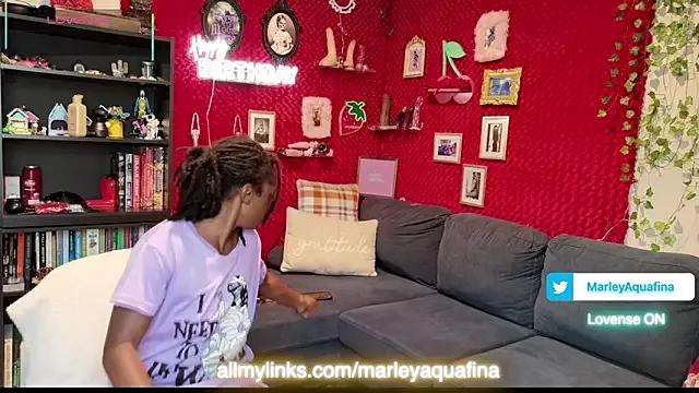 MarleyAquafina from StripChat is Freechat