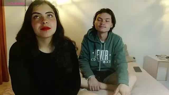 martinaandcoopercs from StripChat is Freechat