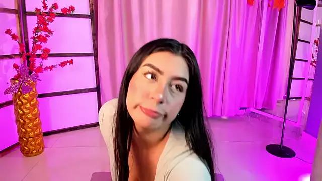 mary_anh from StripChat is Freechat