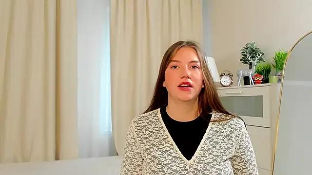 MaryaGreggs from StripChat is Freechat