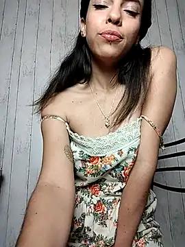 MaryannG from StripChat is Freechat