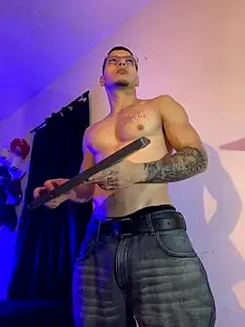 Matt_your_master_ from StripChat is Freechat