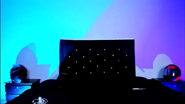 Mattew_Dluca_ from StripChat is Freechat