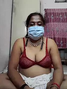 mature_mimi from StripChat is Freechat