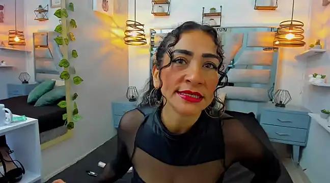 MatureMarilyn from StripChat is Freechat