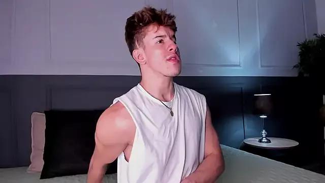 MaxCooper1 from StripChat is Freechat