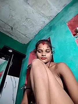 Maya_bhoji from StripChat is Freechat