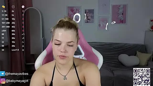 Check-out our cam rooms range and converse on a personal level with our delicious livecams streamers, showing off their spicy curves and toys.