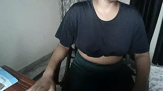 Mayeraa from StripChat is Freechat