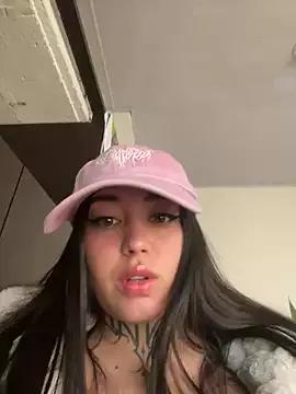 Megan_bisouss from StripChat is Freechat