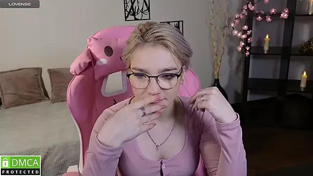 Megan_Lora from StripChat is Freechat