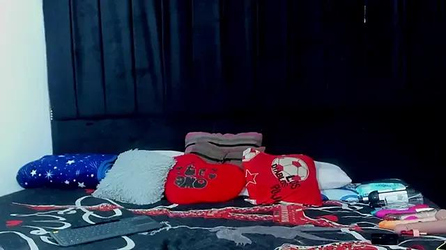 Check-out our cam rooms range and converse on a personal level with our delicious livecams streamers, showing off their spicy curves and toys.