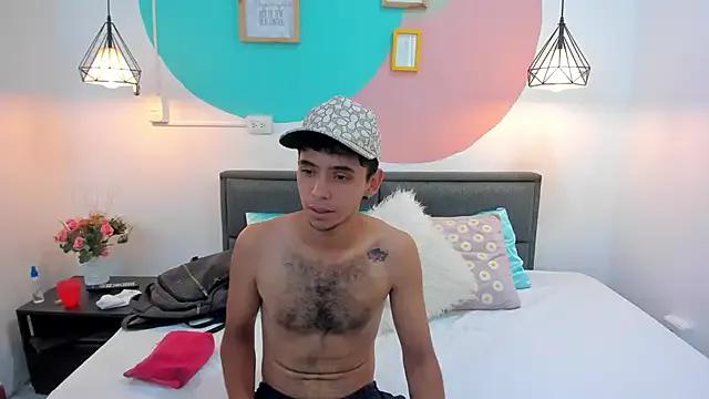 MeganAndDante from StripChat is Freechat