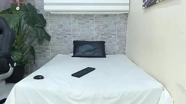 MeganBlazze from StripChat is Freechat