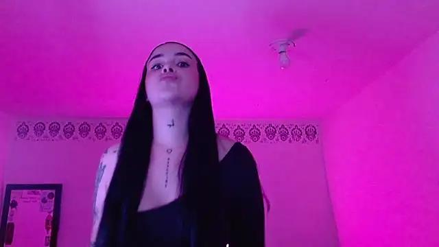 Check-out our cam rooms range and converse on a personal level with our delicious livecams streamers, showing off their spicy curves and toys.