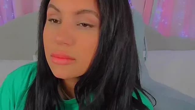 MeghanXO from StripChat is Freechat
