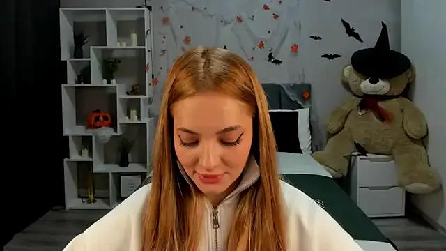 MelanieAlves from StripChat is Freechat