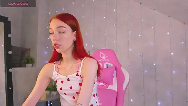 Check-out our cam rooms range and converse on a personal level with our delicious livecams streamers, showing off their spicy curves and toys.