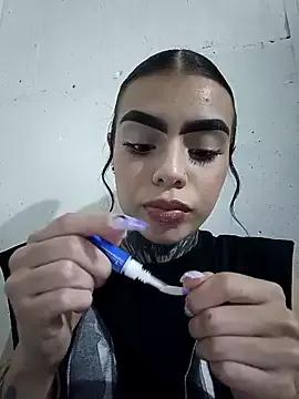 Melissa_golden from StripChat is Freechat