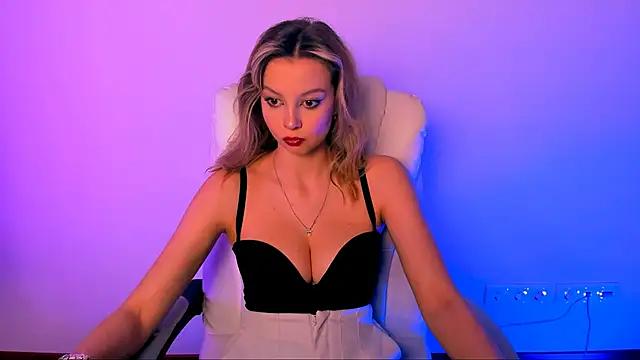 Check-out our cam rooms range and converse on a personal level with our delicious livecams streamers, showing off their spicy curves and toys.