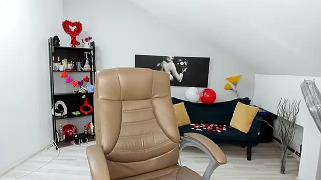 Check-out our cam rooms range and converse on a personal level with our delicious livecams streamers, showing off their spicy curves and toys.