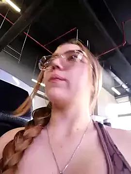 melody-dy from StripChat is Freechat