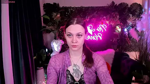meow_amanda from StripChat is Freechat