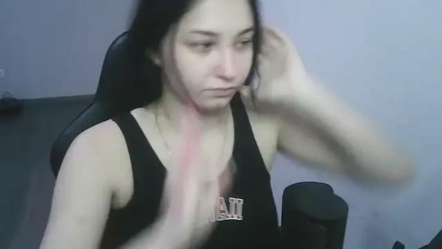 meow_woem from StripChat is Freechat