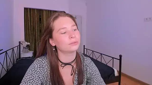 Meri_Cutte from StripChat is Freechat