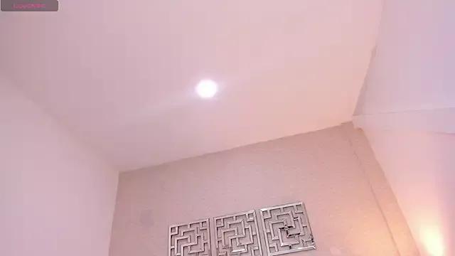 MerryScott_ from StripChat is Freechat