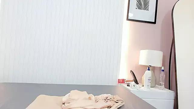 mia_snowgirl from StripChat is Freechat