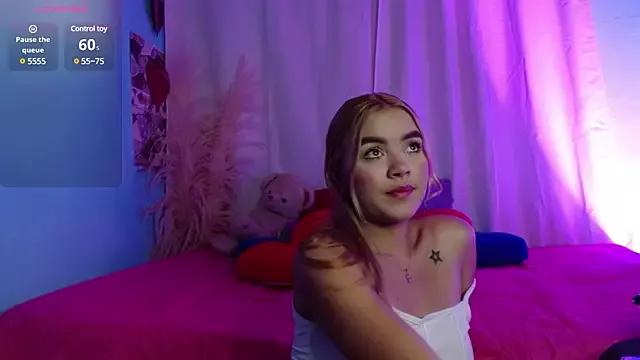Check-out our cam rooms range and converse on a personal level with our delicious livecams streamers, showing off their spicy curves and toys.